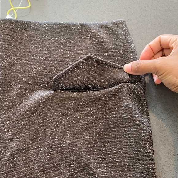 BCBGeneration Metallic Front Packet Skirt, Size SM - Picture 4 of 13